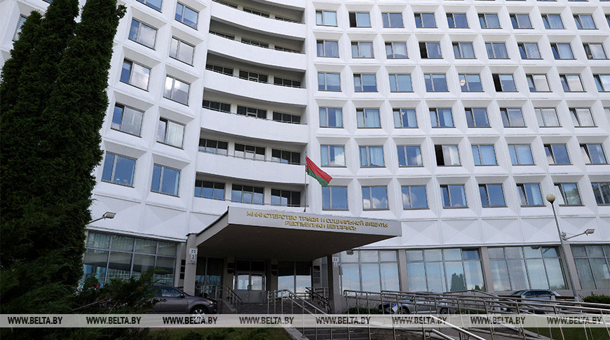 Совмещение или исполнение обязанностей. В Минтруда разъяснили нюансы дополнительной работы